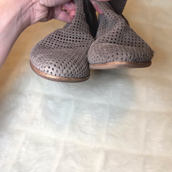 JEFFREY CAMPBELL Jenelle Perforated Booties 9.5 - Picture 4 of 8